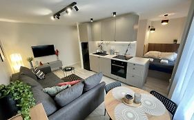 Piękny przytulny apartament - blisko akwenu wodnego
